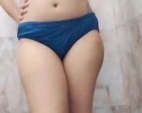 Bhen ki dost ko phelne ka kiya intzaam hot indian girl